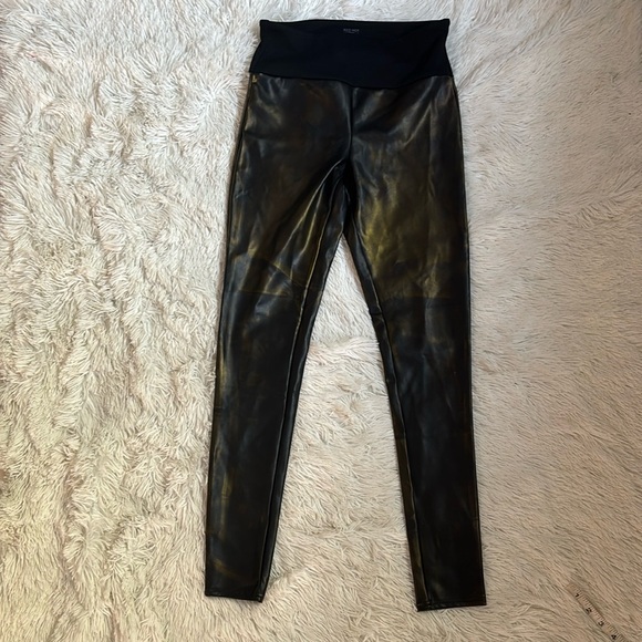 Red Hot by SPANX Faux Leather Look Shaping Leggings - Picture 1 of 7